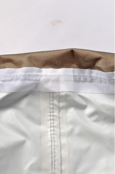 SEML018訂造無縫熱帖款式   自訂無縫熱帖款式  無車縫拼接口袋  黏合無縫 製造無縫熱帖款式  無縫熱帖製衣廠 後面照